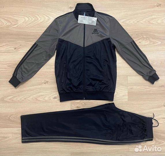 Спортивный костюм мужской новый