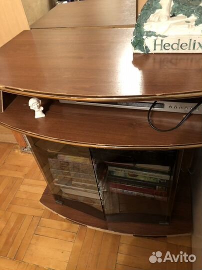 Тумба под телевизор