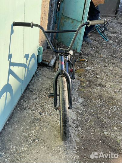 Продам трюковый велосипед BMX