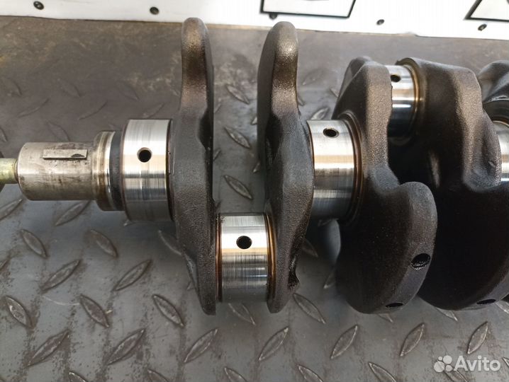Коленвал для Mitsubishi Space Wagon 3 4G64