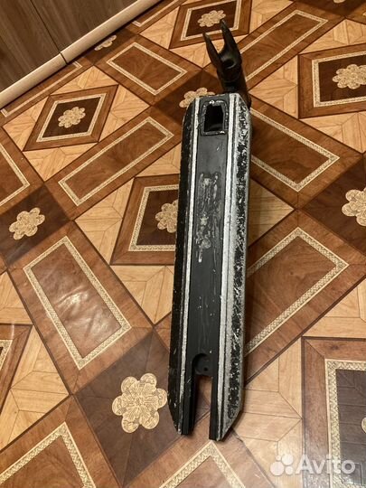 Дека для трюкового самоката reaction