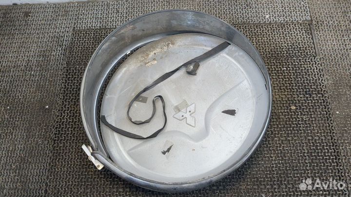 Чехол запаски Mitsubishi Pajero / Montero, 2005