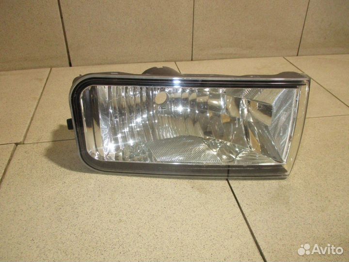 Фара противотуманная левая Toyota Land Cruiser 200