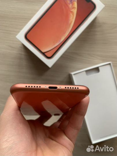 iPhone Xr, 64 ГБ