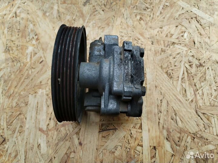 Насос гур Mazda 3 BK, Demio