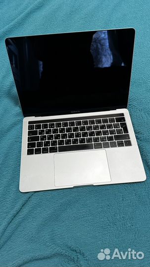 Apple MacBook Pro 13 2016 i5 256 gb 8gb ram