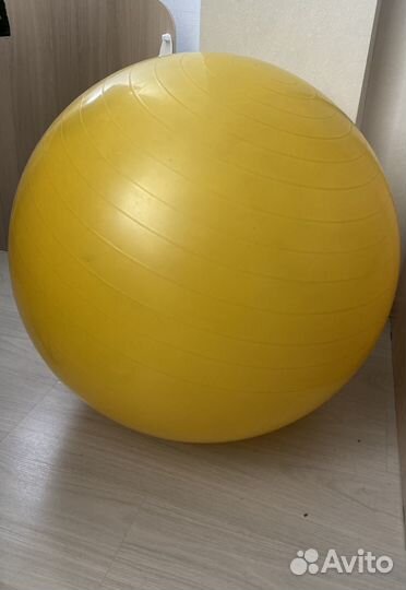 Мяч фитбол