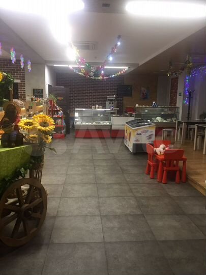 Торговая площадь, 165 м²