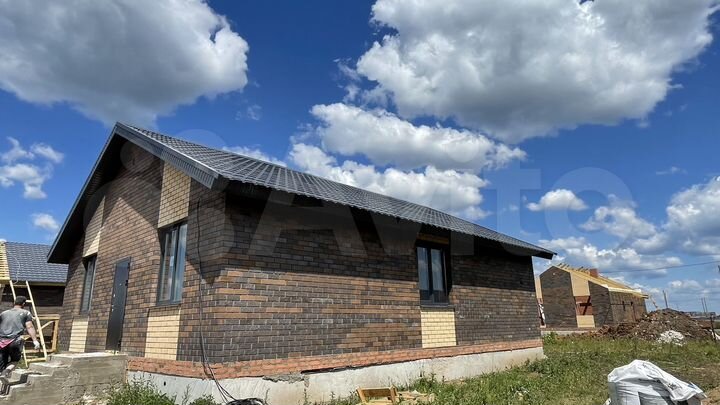 Коттедж 90 м² на участке 6 сот.