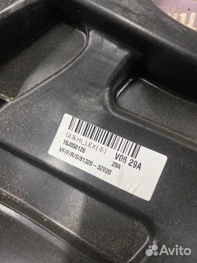 Панель стеклоподъемника передняя правая Hyundai