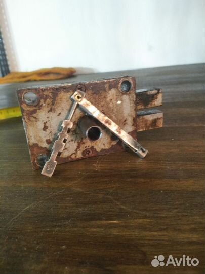 Замок гаражный