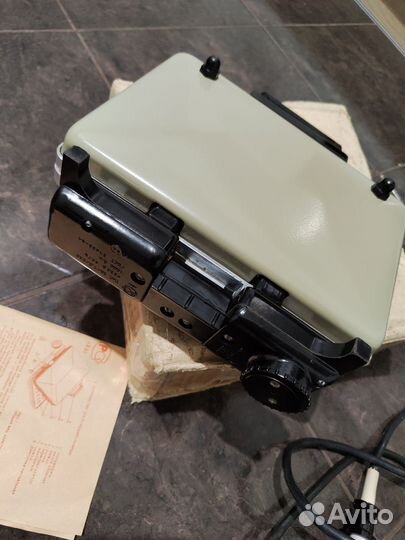 Вафельница СССР электрическая Пересвет