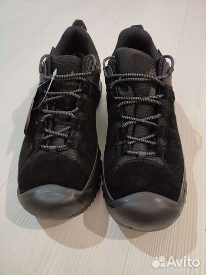 Трекинговые ботинки hikeup мембранные