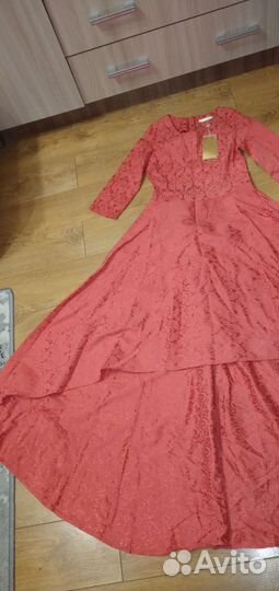 Платье женское праздничное 46-48