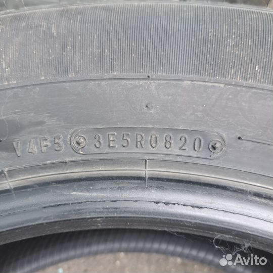 Dunlop Van Custom 2.25/65 R17