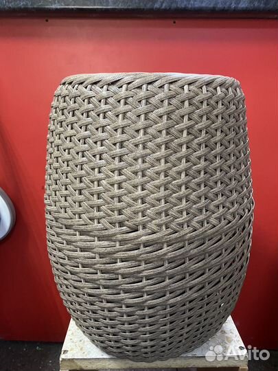 Кашпо напольное