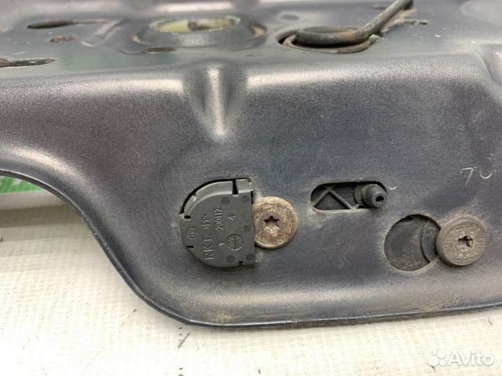 Планка радиаторов передняя Opel Zafira B минивэн