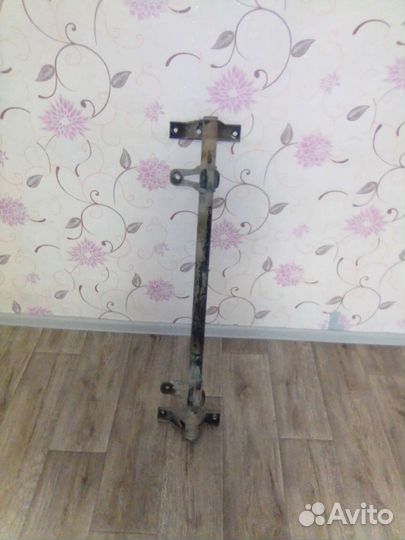 Передняя балка подвески 2110