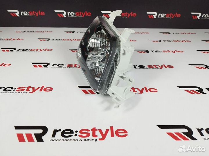 Фара Toyota Lite Ace Noah 96-98 Правая U2316
