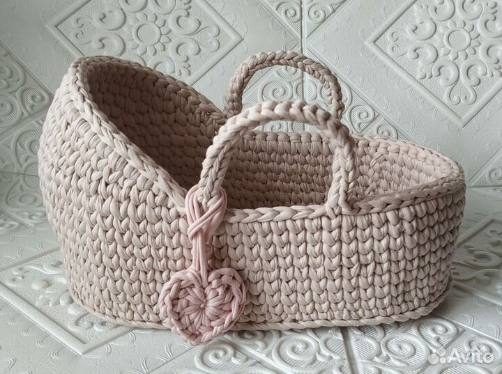 Люлька для куклы из трикотажной пряжи