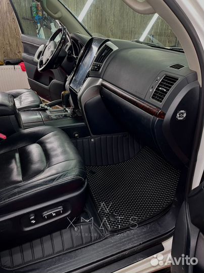 3D Коврики в салон Toyota Land Cruiser 200