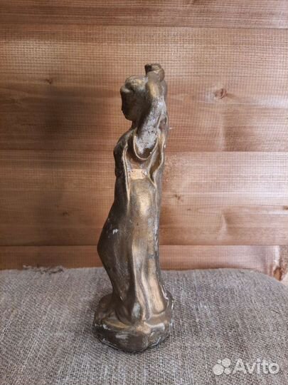 Статуэтка Девушка С Кувшином Гипс СССР