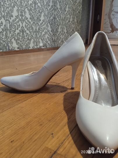 Туфли женские 39 размер