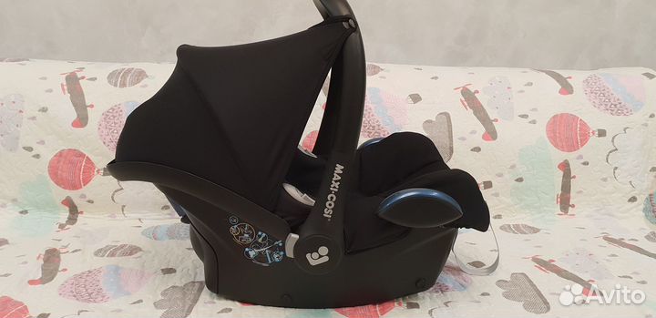 Автокресло (автолюлька) Maxi-Cosi CabrioFix