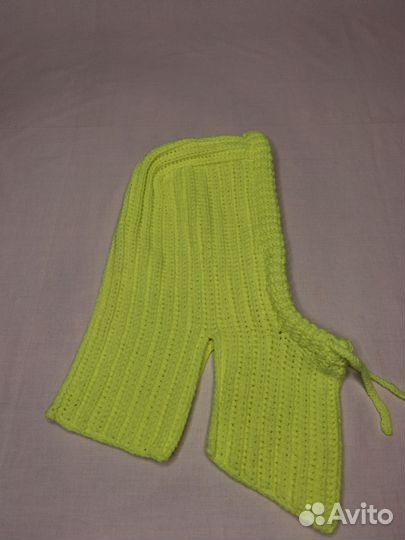 Капор женский вязаный