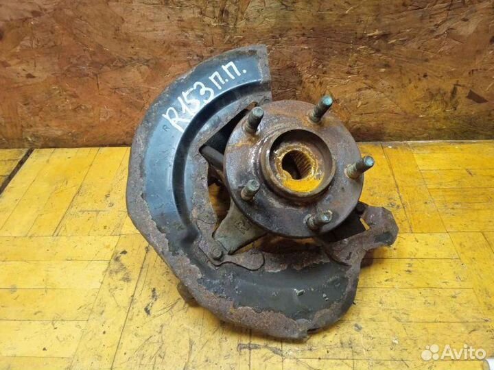 Кулак передний правый Mazda 3 BL 2.0 2009-2013