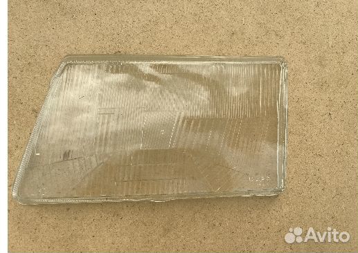 Стекло для фары на пежо 309