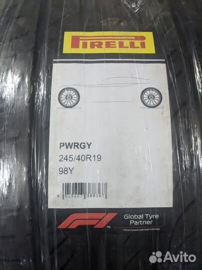 Pirelli Powergy 245/40 R19 98Y