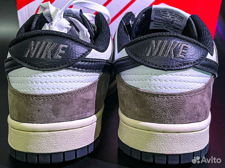 Кроссовки Nike Dunk Low 