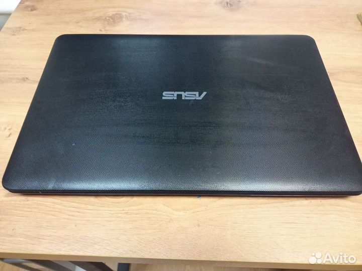 Игровой Asus 17 дюймов i3 5005u/8gb/gt 920m 2gb