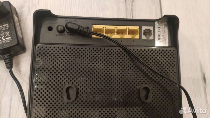 Router D-Link DSL-2750U