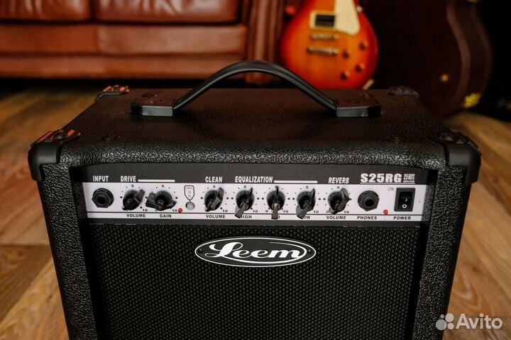 Комбоусилитель + аксессуары