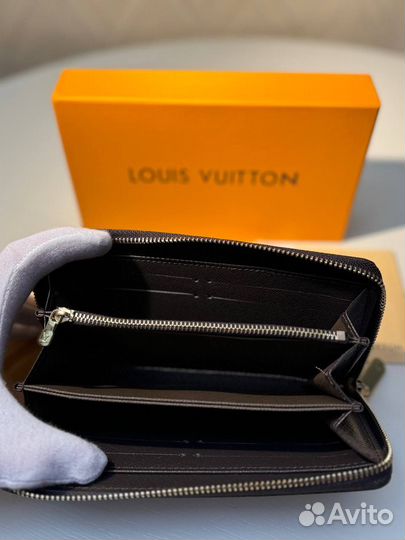 Louis vuitton кошелек