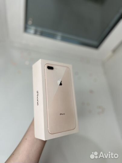 iPhone 8 Plus, 64 ГБ