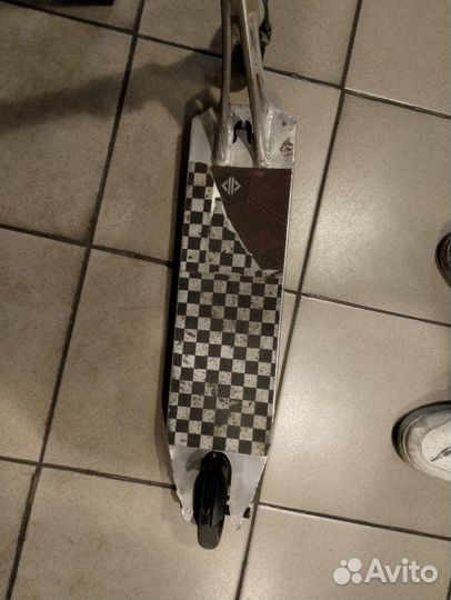 Трюковой самокат