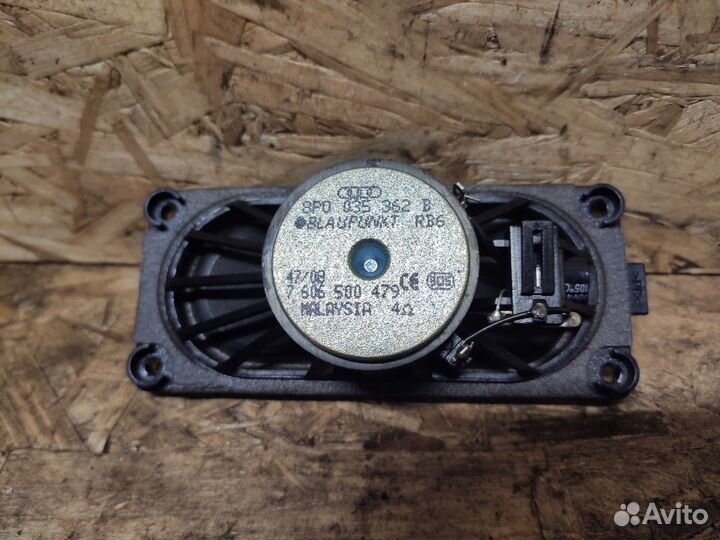 Динамик в торпедо Audi A3 8P рестайлинг 2