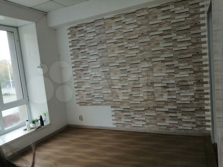 Торговая площадь, 13 м²