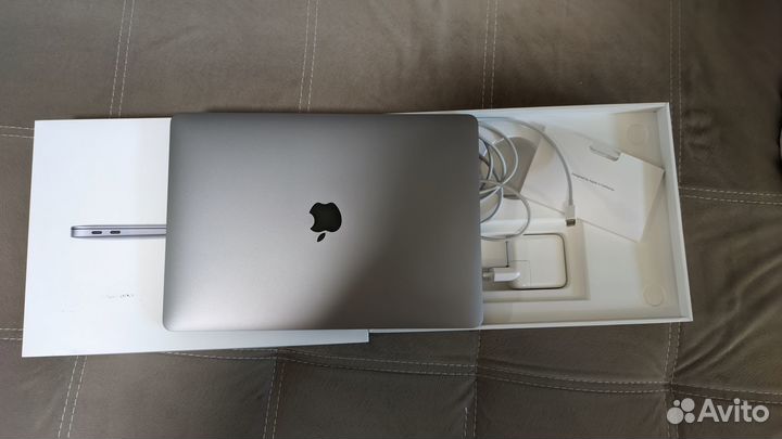 Apple MacBook Air M1
