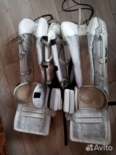 Вратарские щитки 36, 