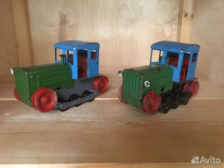 Игрушка трактор СССР