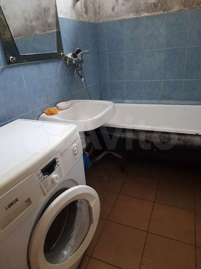 Комната 18 м² в 2-к., 8/16 эт.