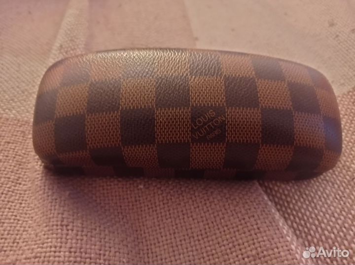 Солнцезащитные очки louis vuitton