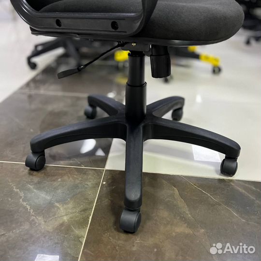 Компьютерное кресло