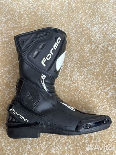 Мотоботы Forma