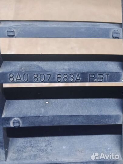 Решётка Ауди 80 B4 оригинал