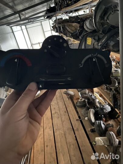 Блок управления печкой(буп) Митсубиси Каризма 95 г